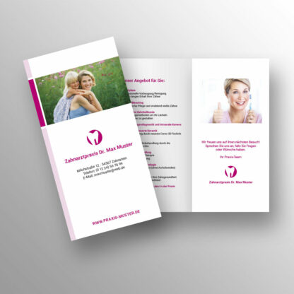 Praxisflyer 4-seitig magenta mit Praxislogo